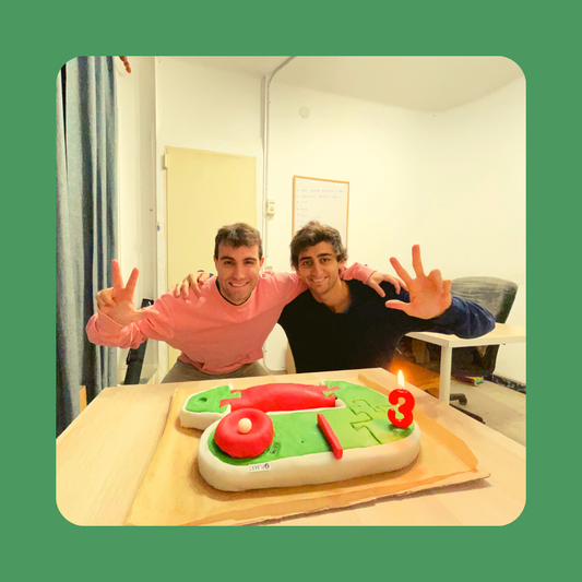 Plakks cumple 3 años