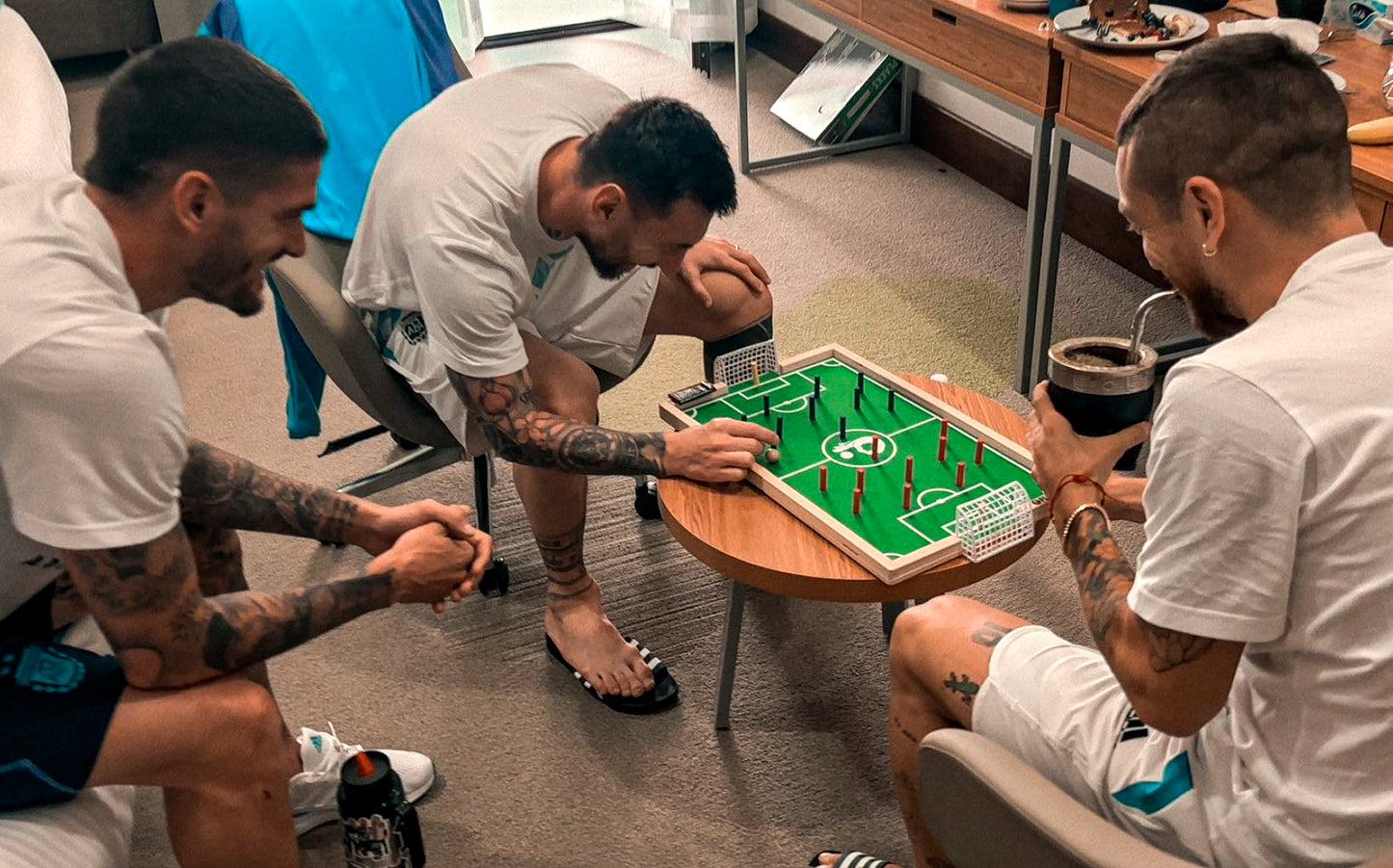 PLAKKS®️ + Equipaciones | Juego de fútbol mesa